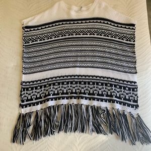 BCBG Poncho